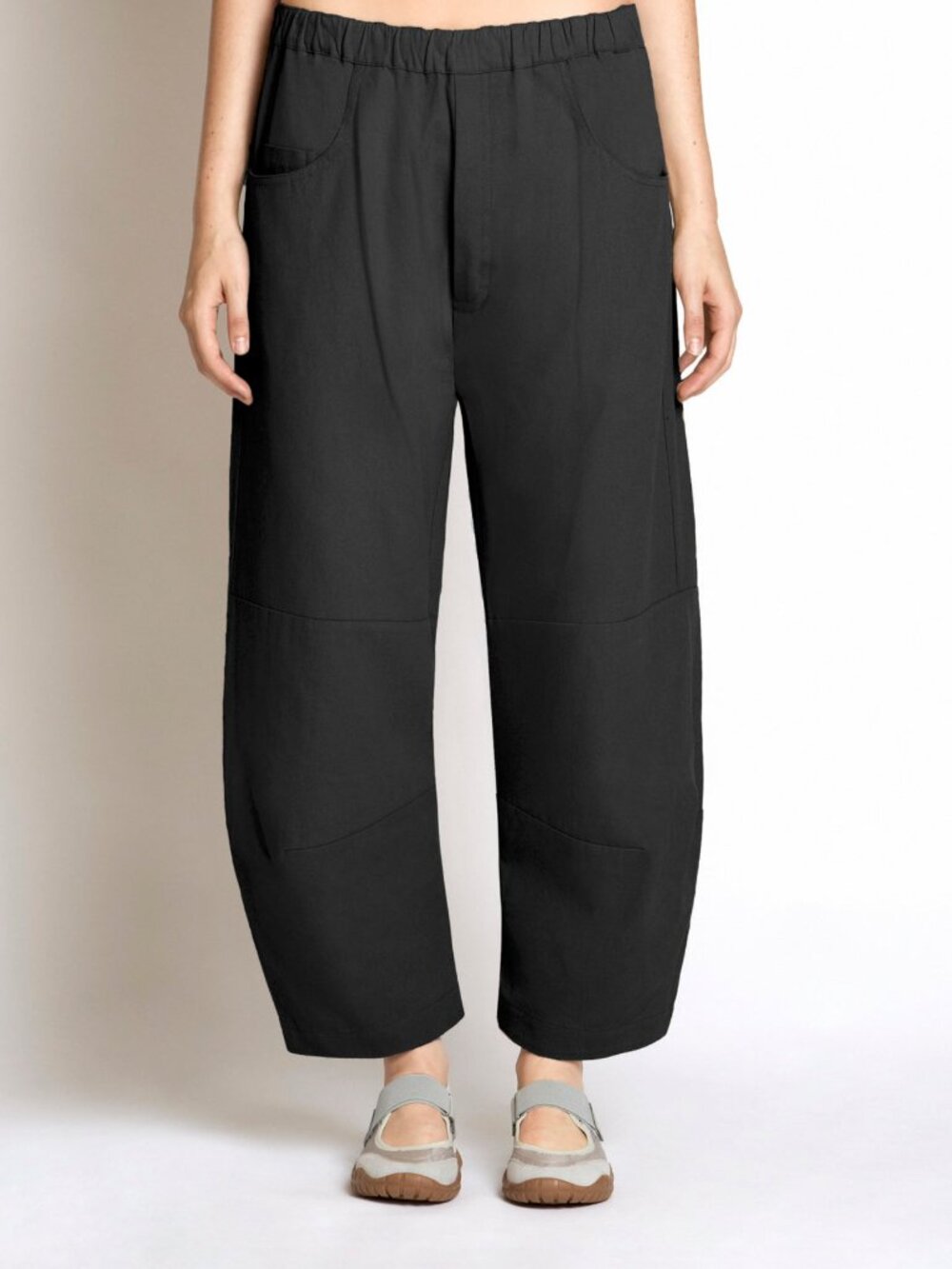 Roucha Pace Canvas Pant in Black